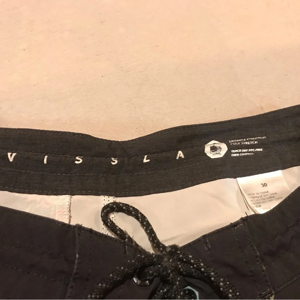 Vissla Black Board Shorts - Picture 3 of 3